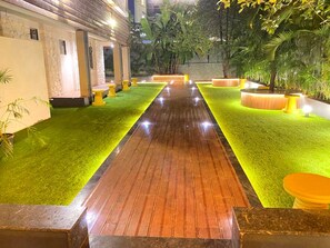 Property grounds - Sky Taj Villa 5 BHK (Igatpuri)