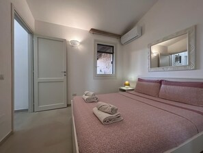 2 Schlafzimmer, Bügeleisen/Bügelbrett, Reisekinderbett, kostenloses WLAN