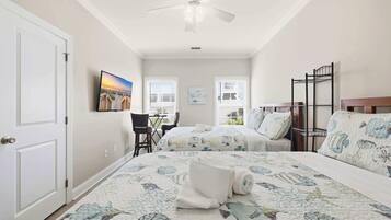 4 bedrooms, iron/ironing board, WiFi, bed sheets