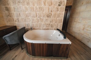 Deluxe-Zimmer, 1 Schlafzimmer, Badewanne