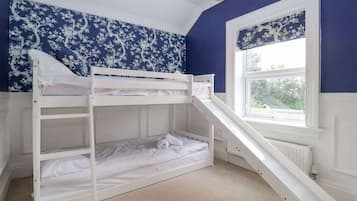 4 bedrooms, iron/ironing board, travel cot, WiFi