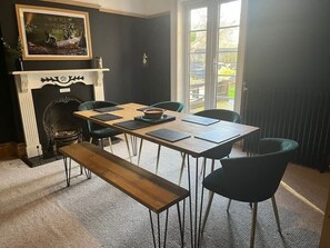 Dining - 4 Bed Beach House|Pool table&Parking - By Tempstay (Suffolk)