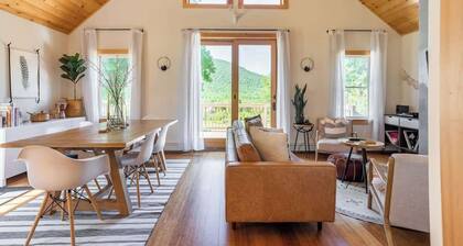 Solitude Escape | Breathtaking Mountain Views