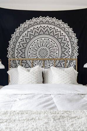 2 bedrooms, iron/ironing board