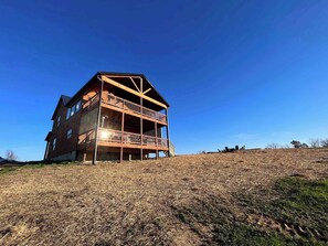 Exterior - Sunset Ridge- Natural Bridge, Sunset View, Hot Tub (Rogers)