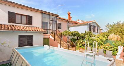 Holiday apartment with air conditioning