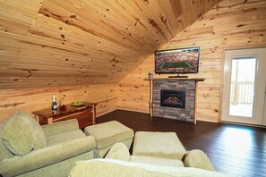 Smart-tv, pejs, dvd-afspiller