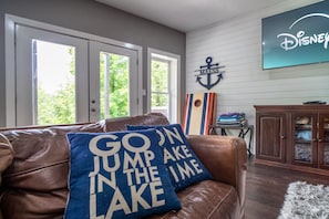 Lobby - Lake Effect on Norris Lake (New Tazewell)