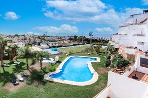 Outdoor pool - Modern apartment - pool - sea view - Wifi - air conditioning - spacious terrace (Nerja)