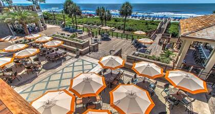 Spectacular 3 BR 3.5 BA townhome Cutter Court Beach Gear & Bike Rentals Included