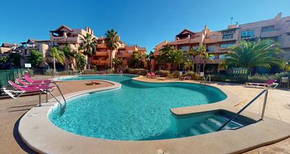 Luxury 2 Bed apartment with Golf and Pool views on 5* Mar Menor Golf Resort