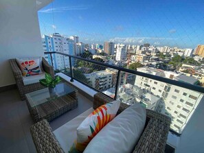 Property grounds - Stylish, City Center Condo, Fast Wi-Fi, Full AC... (Santo Domingo)