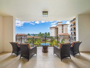 Property grounds - Summer Reduced! Gorgeous Ocean and Pool View Villa O503! (Kapolei)