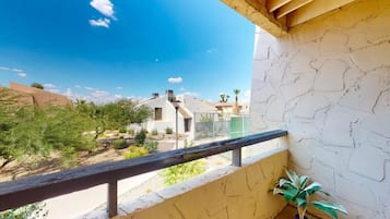 Condo, 1 Bedroom | Property grounds