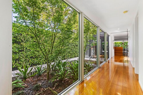 Coast to Coast: 5  BR, 2  BA House in Blairgowrie, Sleeps 16