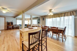 House (4 Bedrooms) | Interior - Salem Vacation Home w/ Dock: Steps to Paddock Lake (Salem)