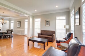 Nhà (4 Bedrooms) | Nội thất