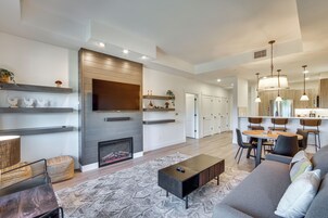 Apartment (2 Bedrooms) | Front of property