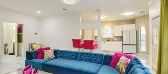 Spacious Houston Home w/ Patio, Grill & Fireplace!