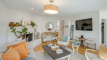 Rumah (4 Bedrooms) | Bagian depan properti