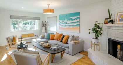 Seaside Home w/ Hot Tub & Patio: Close to Beaches!