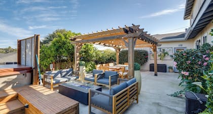 Seaside Home w/ Hot Tub & Patio: Close to Beaches!