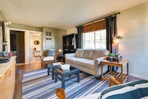 House (2 Bedrooms) | Interior - Chic Harrison Home: Walk to Wilson State Park! (Harrison)