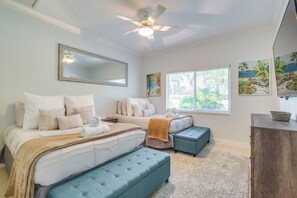 House (4 Bedrooms) | Interior - Canal Access & Pool: Lighthouse Point Getaway! (Pompano Beach)