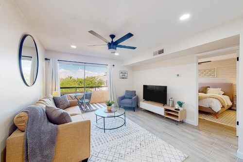 Central Scottsdale Location w/ Heated Pool & Spa