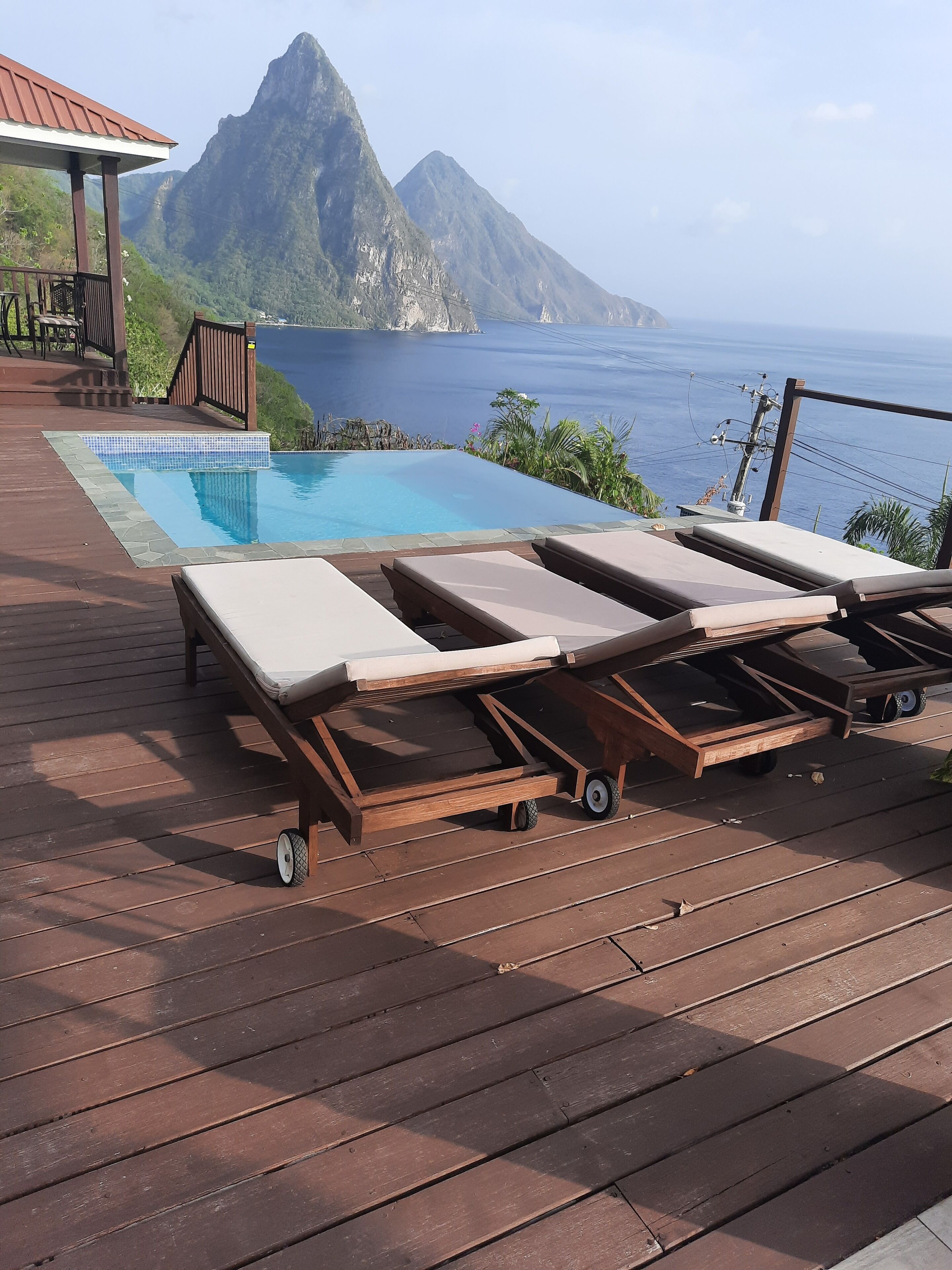 Kolam renang terbuka 