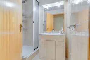 City Apartment | Bathroom | Towels - Isabel Apartment (Ribeira Brava)