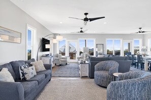 Smart TV - Reduced Rate! Ohana Ocean House *Private Pool, Golf Cart, Pet-Friendly* (Gulf Shores)