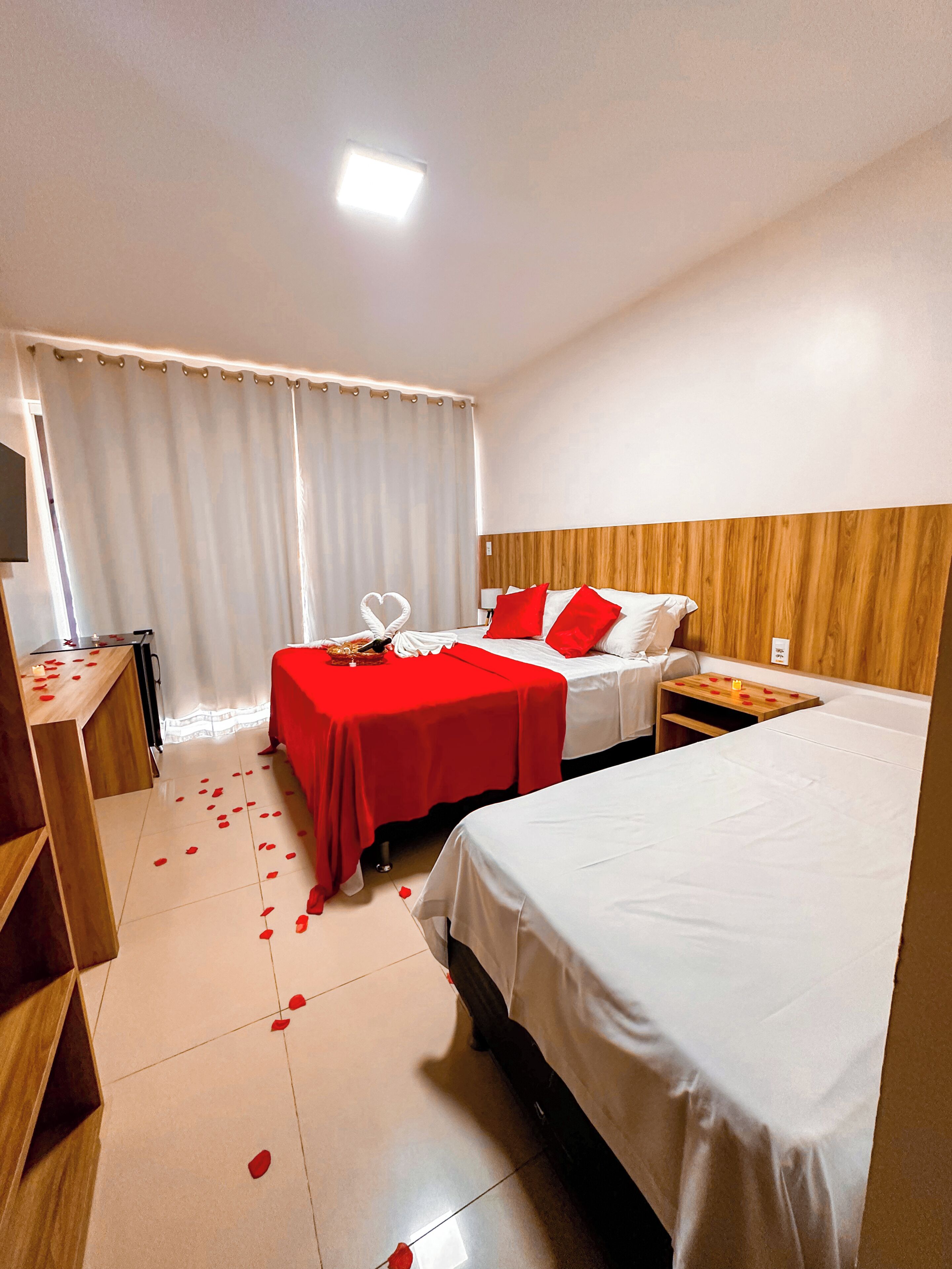 Family Suite, Multiple Beds, Patio, River View | Premium bedding, pillow-top beds, individually furnished, desk