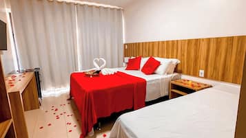 Family Suite, Multiple Beds, Patio, River View | Premium bedding, pillow-top beds, individually furnished, desk