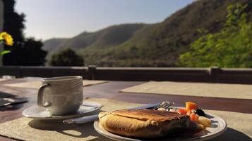 Free daily local cuisine breakfast