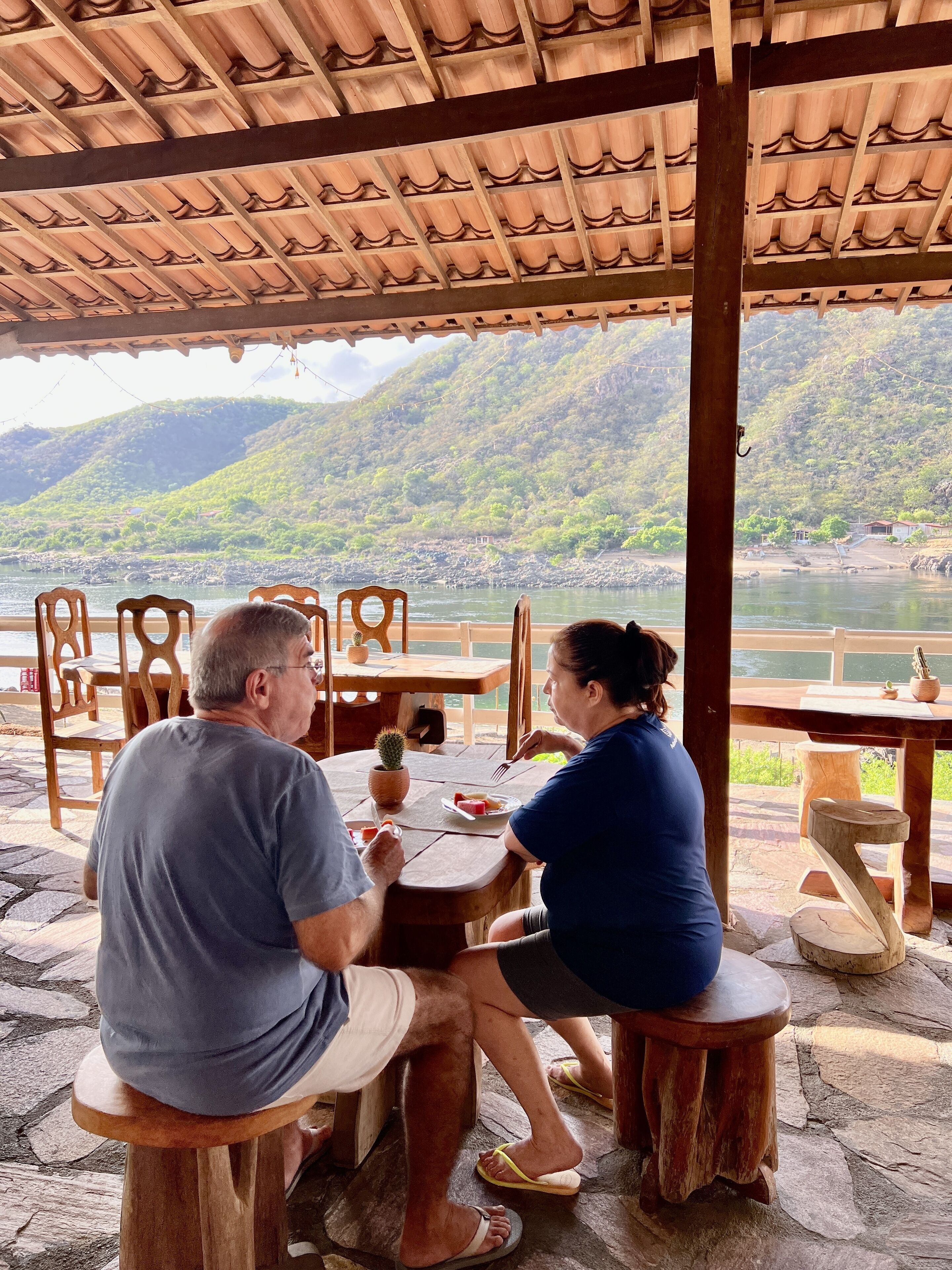 含每日當地特色早餐