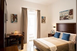 Desk, travel crib, WiFi, bed sheets