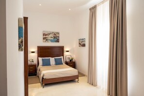 1 bedroom, desk, travel crib, free WiFi