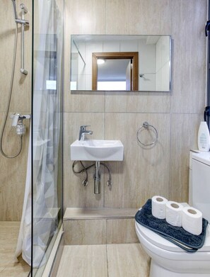 Hair dryer, towels