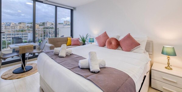 Desk, iron/ironing board, travel cot, WiFi