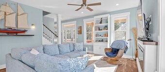 2 Homes in 1! Coastal Cottage, Near Beach, Flex Stays, Dogs, D0106