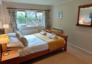 3 chambres, Wi-Fi gratuit, draps fournis