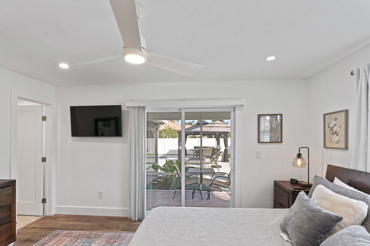 Photo 15 of Newly Renovated 3 bedroom 2 bath pool home