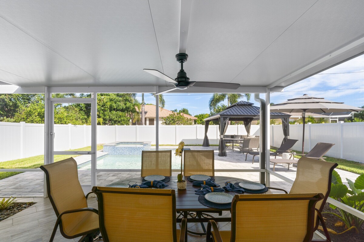 Photo 4 of Newly Renovated 3 bedroom 2 bath pool home