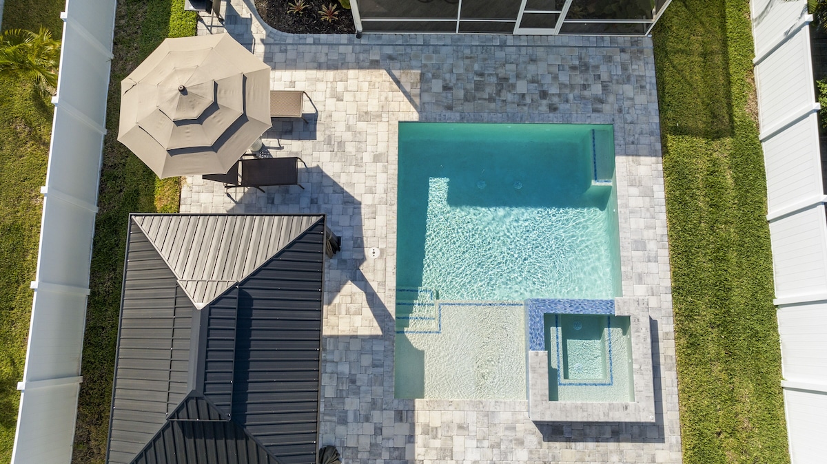 Photo 26 of Newly Renovated 3 bedroom 2 bath pool home