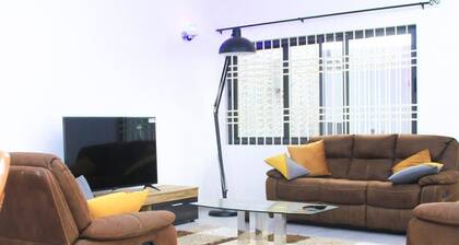 Elegant villa near the beach