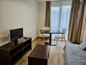 Interior - Appartement 2 Pièces aux Portes de Honfleur, Avec vue sur la Forêt ! (Équemauville)