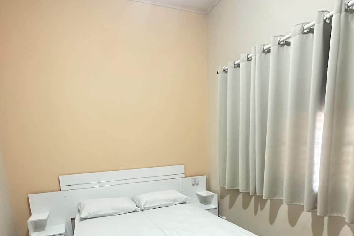 Superior Triple Room | Blackout drapes, iron/ironing board, free WiFi, bed sheets
