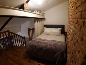 2 soverom, strykejern/-brett, wi-fi og sengetøy