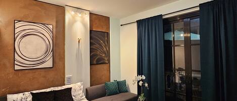 1 habitación, wifi y ropa de cama